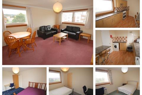 3 bedroom flat to rent, Calder Gardens, Edinburgh, EH11