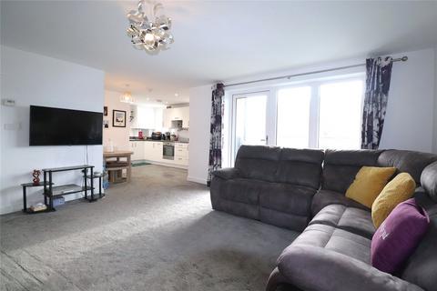 2 bedroom apartment for sale, Heron Court, Castle Hill Drive, Castle Hill, Kent, DA10