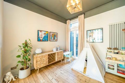 87 Adelaide Road, London, W13 9ED