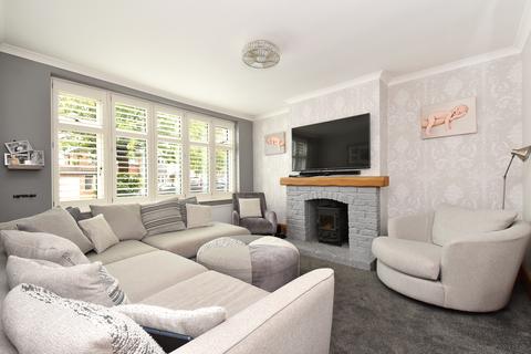 4 bedroom semi-detached house for sale, Grange Road Crofton BR6