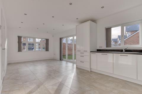 41 Rossiter Close, Bathpool, Taunton, TA2 8FL