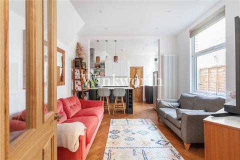 2 bedroom apartment for sale, Lyndhurst Road, London, N22