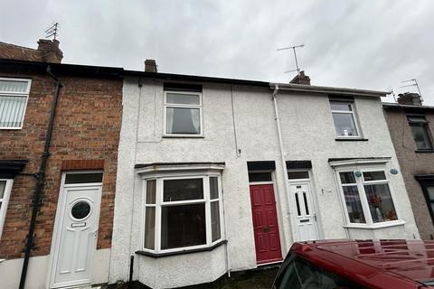 2 bedroom terraced house to rent, Roslyn Street, Darlington