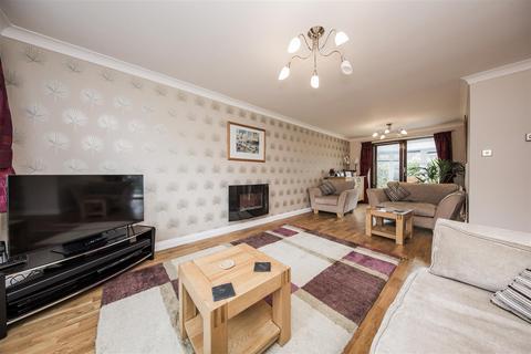 4 bedroom detached house for sale, Tolsey Mead, Borough Green TN15