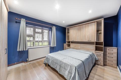39 Ash Road, Woking, GU22 0BJ
