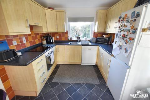 4 bedroom link detached house for sale, Gail Rise, Llangwm, Haverfordwest