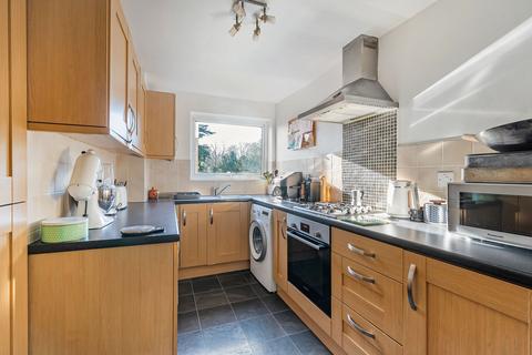 2 bedroom flat for sale, Downs Hill Road, Epsom KT18