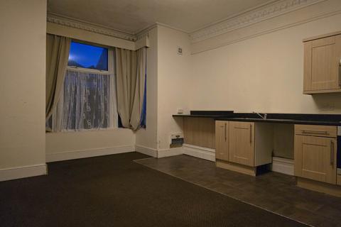 1 bedroom flat to rent, Glen Eldon Road, Lytham St Annes