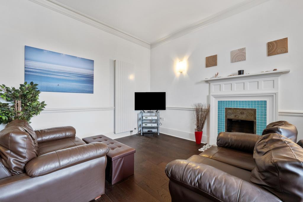 Kitchen/Sitting Room