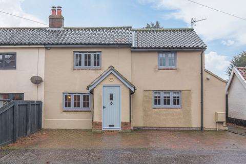 4 bedroom semi-detached house for sale, Chapel Street, Shipdham, IP25