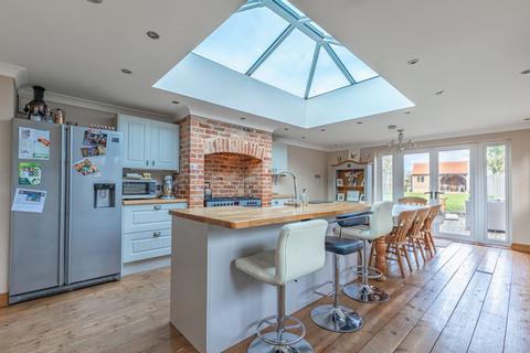Pise De Terre Chapel Street, Shipdham, Thetford, IP25 7LB