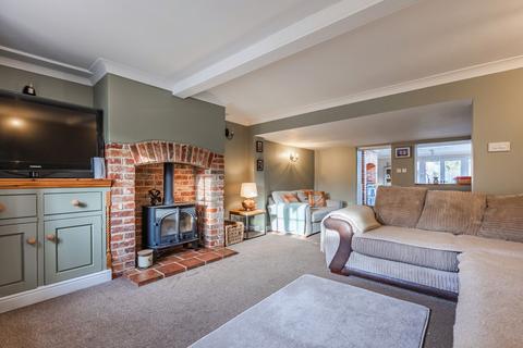 Pise De Terre Chapel Street, Shipdham, Thetford, IP25 7LB