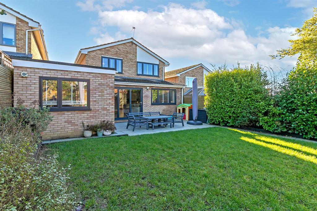7 Hadrian Close-52.jpg