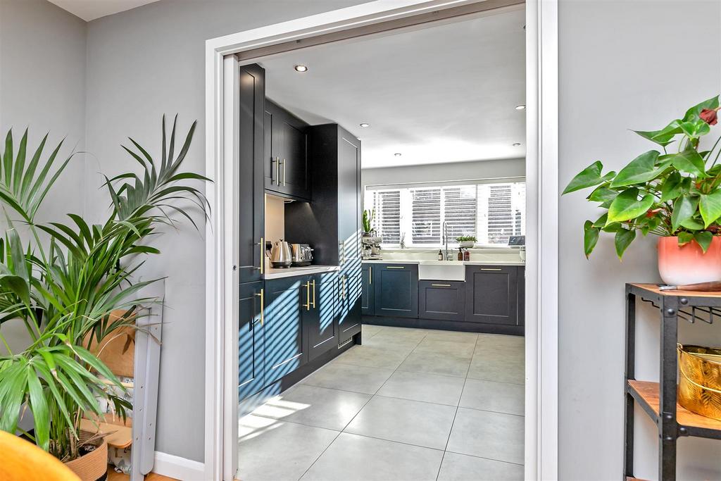 7 Hadrian Close-23.jpg