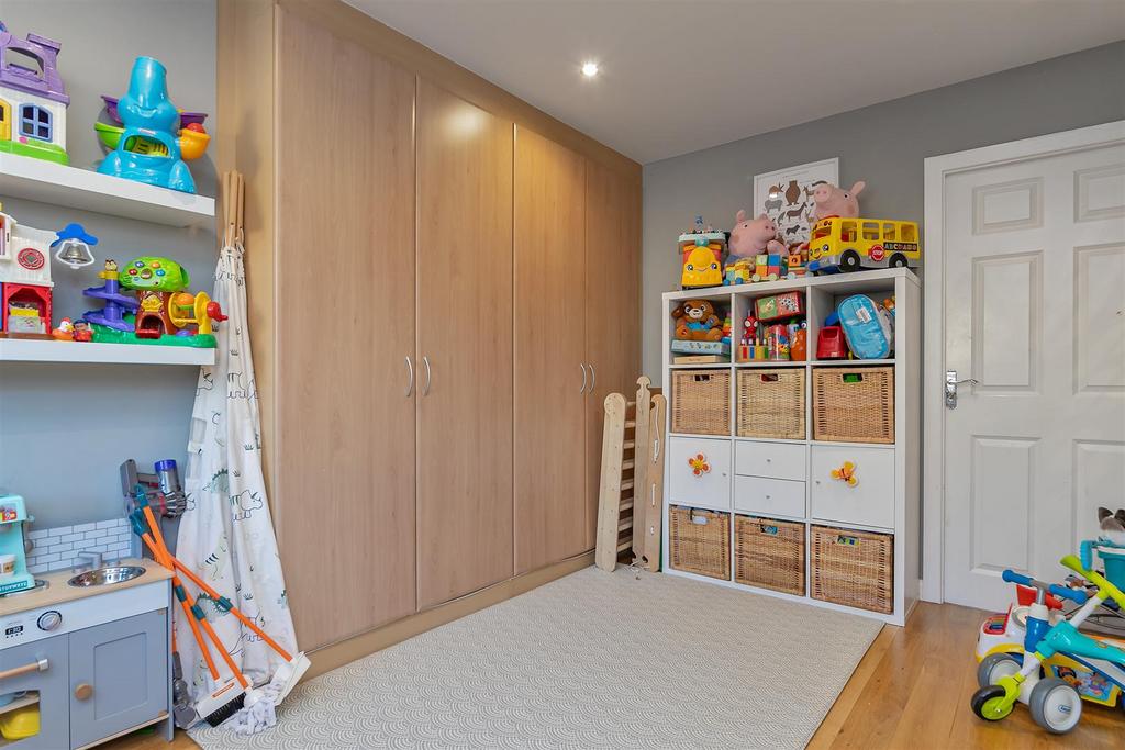 7 Hadrian Close-30.jpg