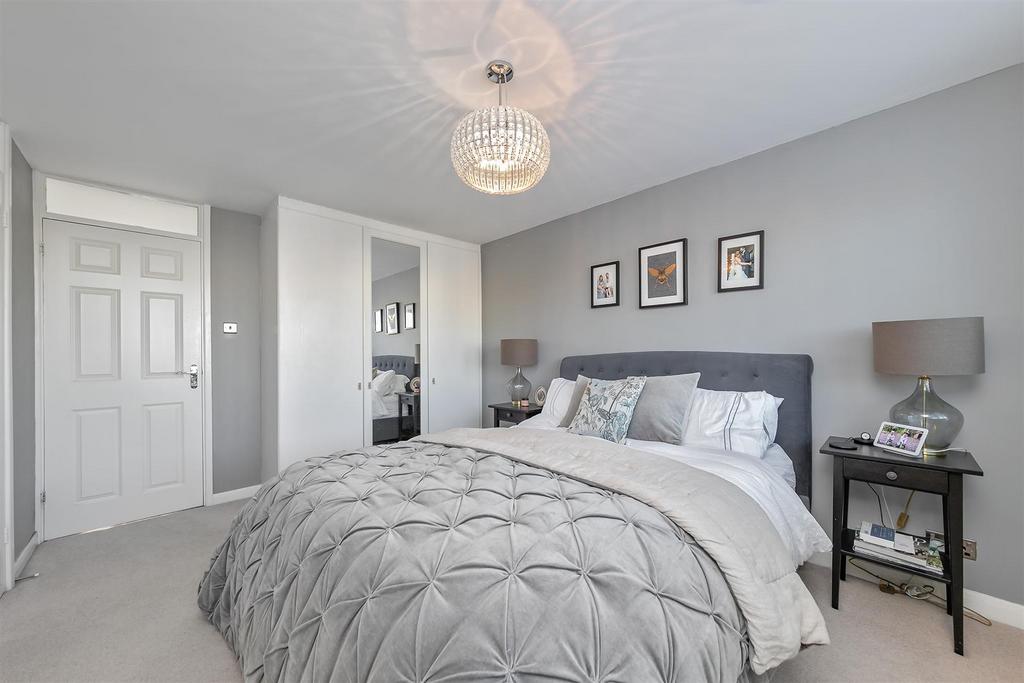 7 Hadrian Close-35.jpg