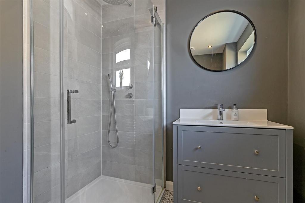 7 Hadrian Close-41.jpg