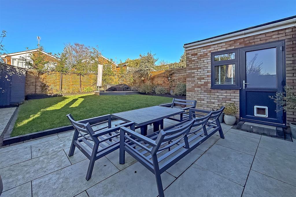 7 Hadrian Close-48.jpg
