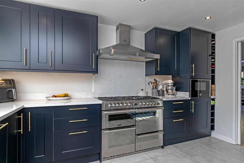 7 Hadrian Close-27.jpg