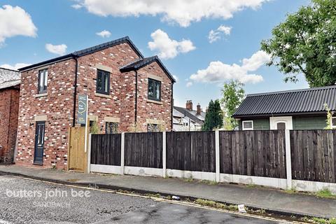 2 bedroom detached house for sale, Cross Street, Sandbach