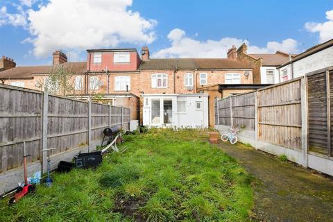 3 bedroom terraced house for sale, Chesterfield Road, Leyton