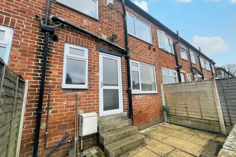 3 bedroom terraced house to rent, Lickless Terrace, Horsforth, Leeds, West Yorkshire, LS18