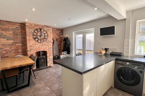 10 Brodawel, Llanwrda, SA19 8AB