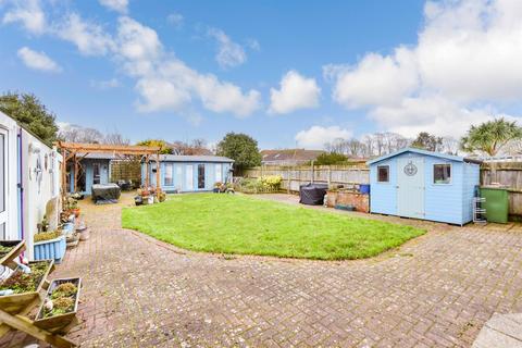 4 bedroom chalet for sale, Blenheim Road, Littlestone, Kent