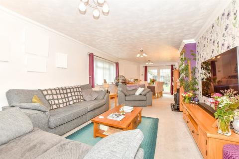 4 bedroom chalet for sale, Blenheim Road, Littlestone, Kent