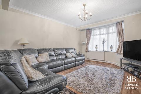 3 bedroom semi-detached house for sale, Chadacre Avenue, Clayhall