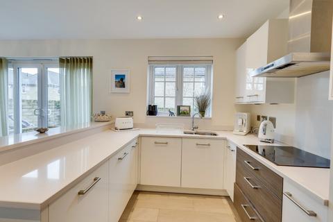 3 bedroom detached house for sale, Riverside View, Horsforth, Leeds, West Yorkshire, LS18