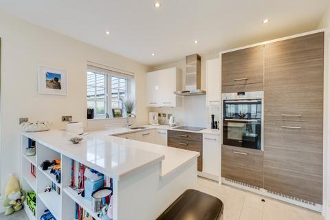 3 bedroom detached house for sale, Riverside View, Horsforth, Leeds, West Yorkshire, LS18