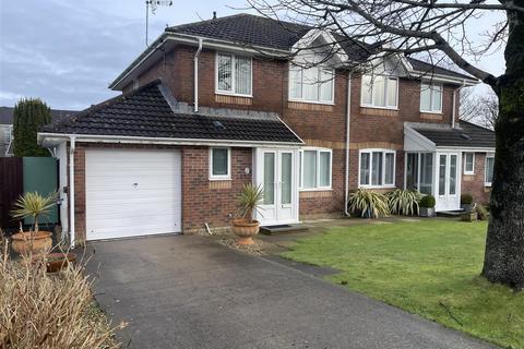 3 bedroom semi-detached house for sale, Sandpiper Road, Llanelli