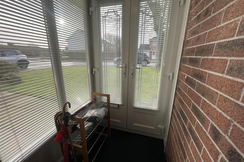 3 bedroom semi-detached house for sale, Sandpiper Road, Llanelli