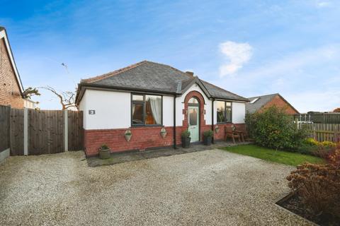 2 bedroom detached bungalow for sale, Gipsy Lane, Old Whittington, Chesterfield, S41 9JB