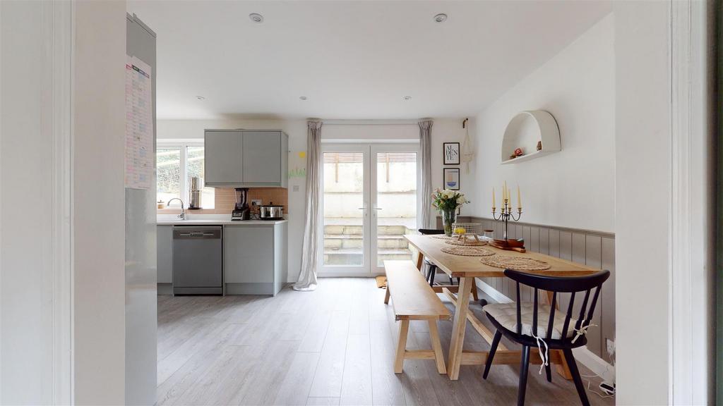 Kitchen / Diner