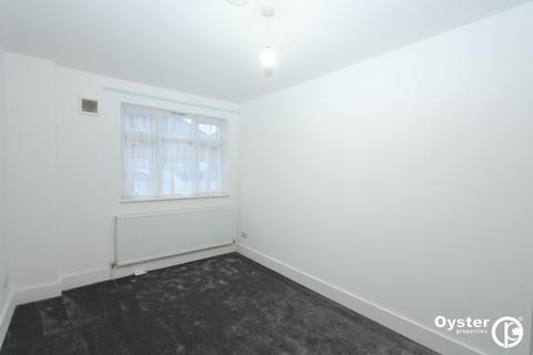 3 bedroom ground floor flat to rent, Eton Avenue, Wembley, HA0