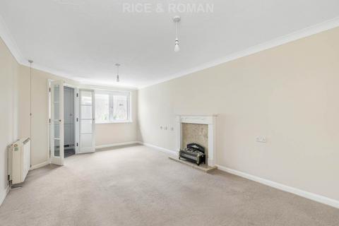 2 bedroom retirement property for sale, Upper Gordon Road, Camberley GU15