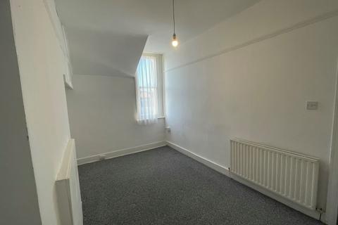 1 bedroom flat for sale, Glebe Avenue, Enfield EN2