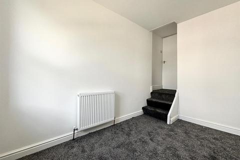 2 bedroom house to rent, Balmoral Road, Heysham