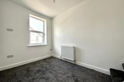 2 bedroom house to rent, Balmoral Road, Heysham