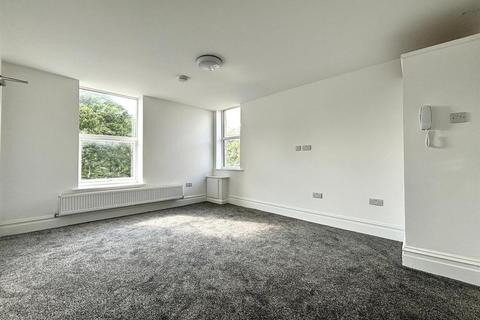 2 bedroom house to rent, Balmoral Road, Heysham