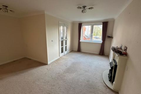 1 bedroom retirement property for sale, Harefield Road, Uxbridge UB8