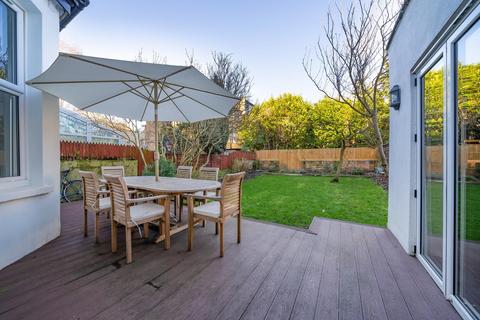 2 bedroom flat for sale, Lambert Road, SW2