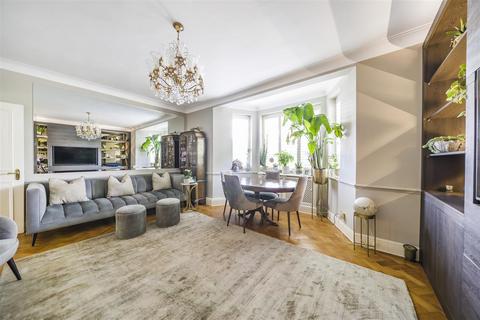 3 bedroom flat for sale, Frognal Lane, Hampstead, NW3