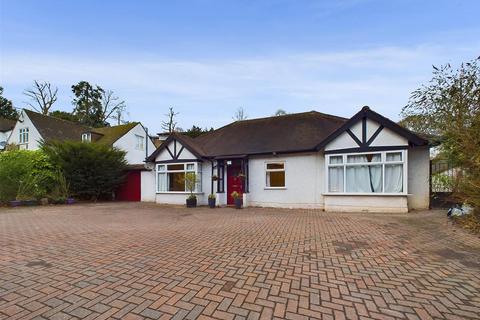 29 Whyteleafe Hill, Whyteleafe, CR3 0AG