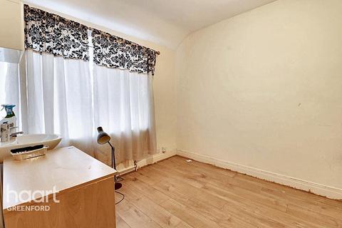 5 bedroom terraced house for sale, Mansell Road, Greenford