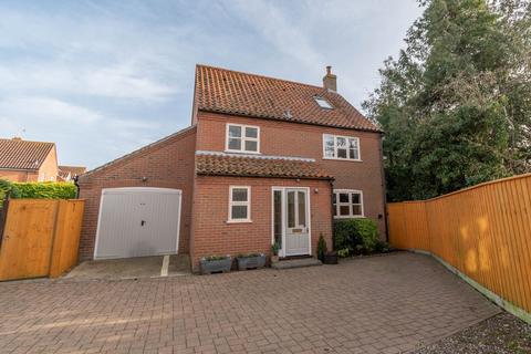 4 bedroom detached house for sale, Roses Court, Wells-next-the-Sea, NR23