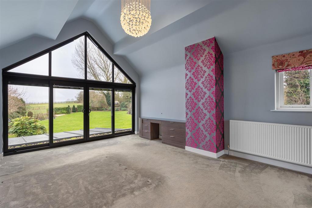 3 Burton Gate 69.jpg