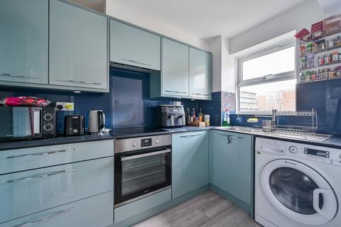 1 bedroom flat for sale, Glaisher Street, Greenwich, London, SE8